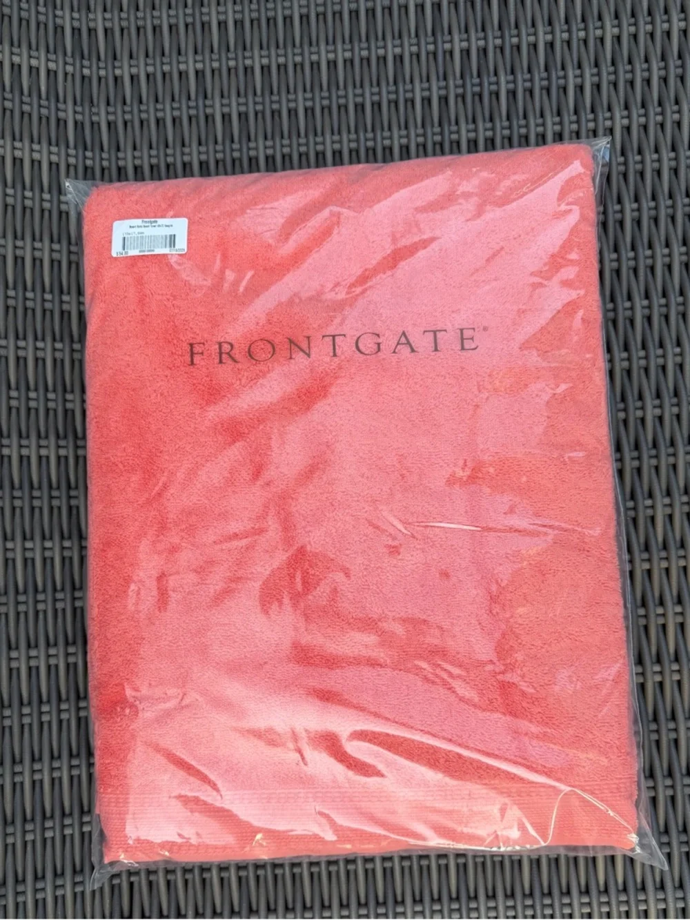 Frontgate Resort Solid Beach Towel - Sangria - NWT